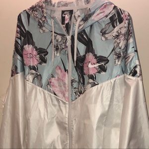 Nike Sportswear Cropped Windrunner Jacket